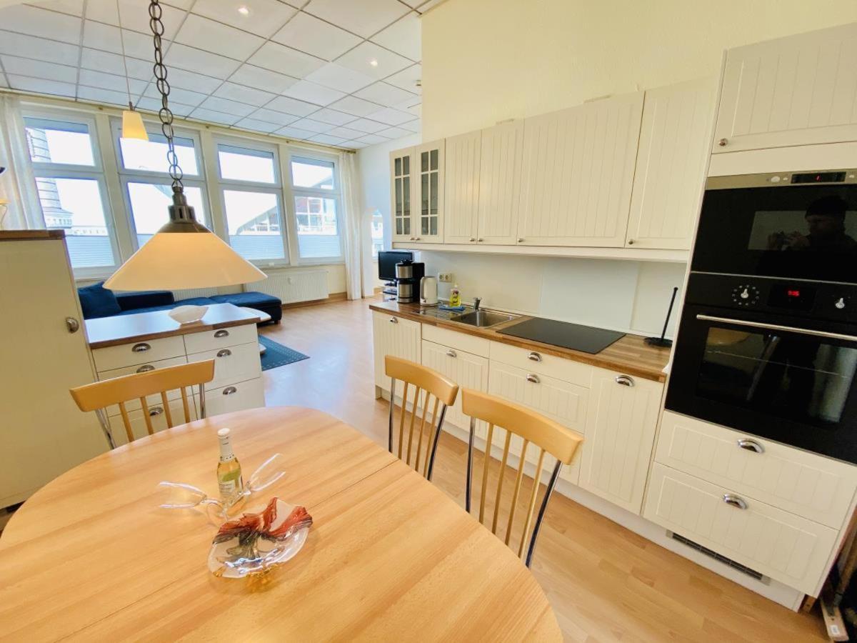 Promenadenblick/Captains-Suite Росток Экстерьер фото